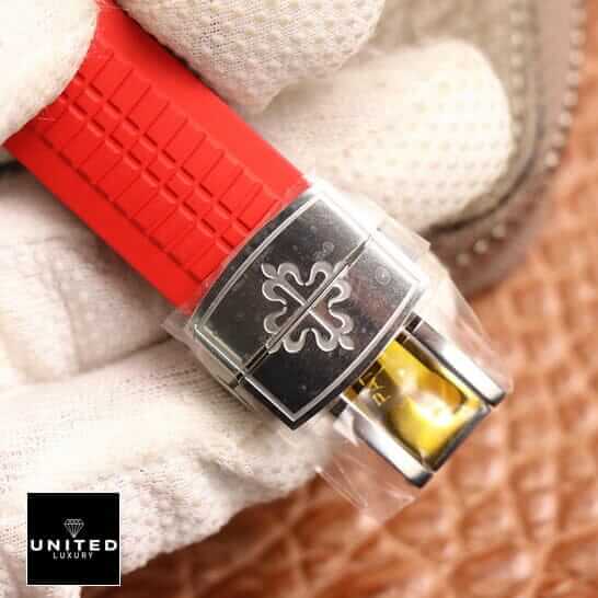 Patek Philippe Aquanaut 5167A "Red Dial" Exceptional Replica 1:1 1 200301204207 Patek Philippe Red Rubber Bracelet Steel Clasp Replica on the hand