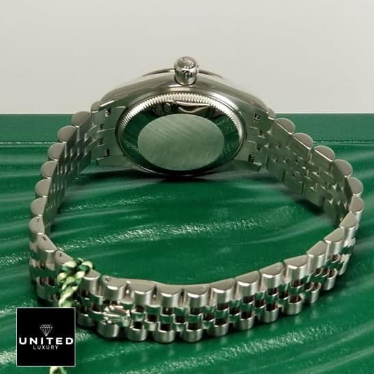 Rolex Datejust 126333 "Two-Tone" Mirror Clone Quality rolex datejust 220239 replicaa Rolex Datejust 220239 Jubilee Bracelet on Green Table top