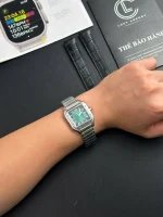 Cartier Santos De Cartier Medium Green WSSA0061 35.5mm – VIP Version - Image 5
